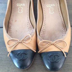 Two tone chanel ballet flats 39.5